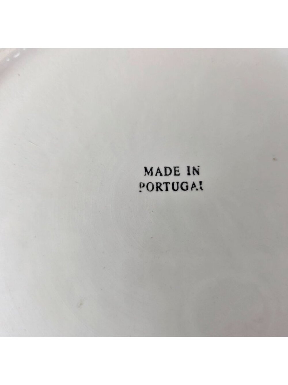 Large Vintage Portugal Ceramic Bowl With Hand-Painted Apples & Leaves - 13" Diam - Picture 5 of 5